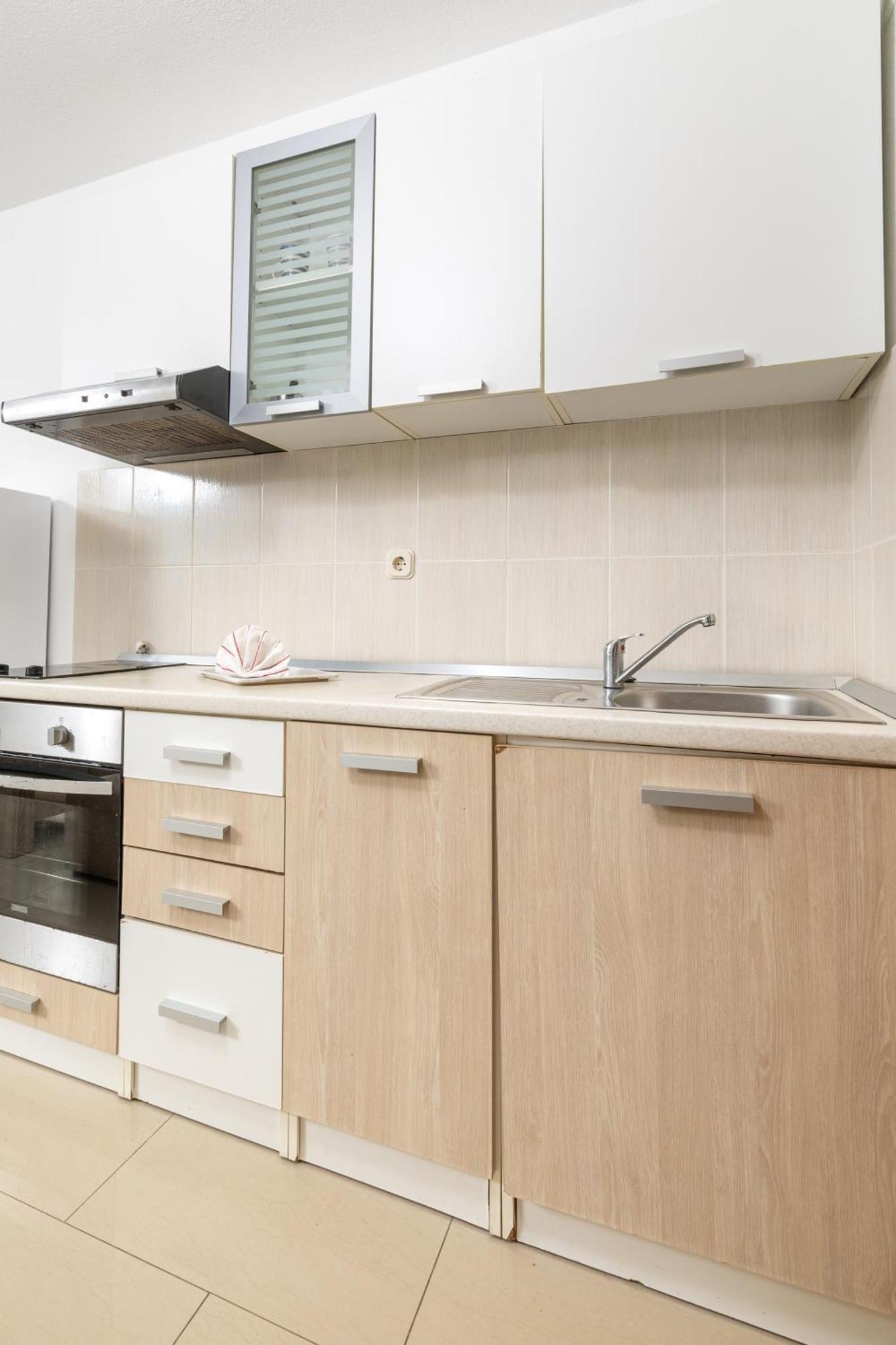 Apartmani Ruzica Zastražišće エクステリア 写真