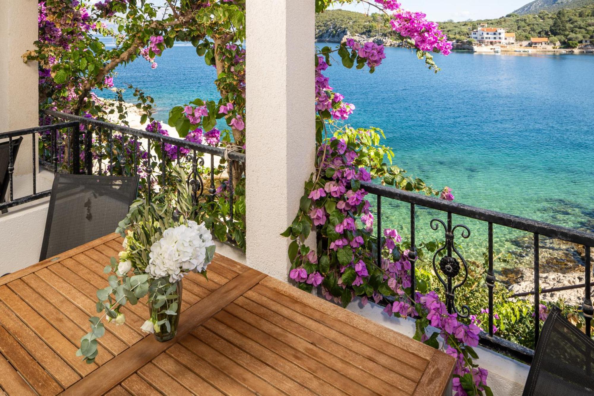 Apartmani Ruzica Zastražišće エクステリア 写真